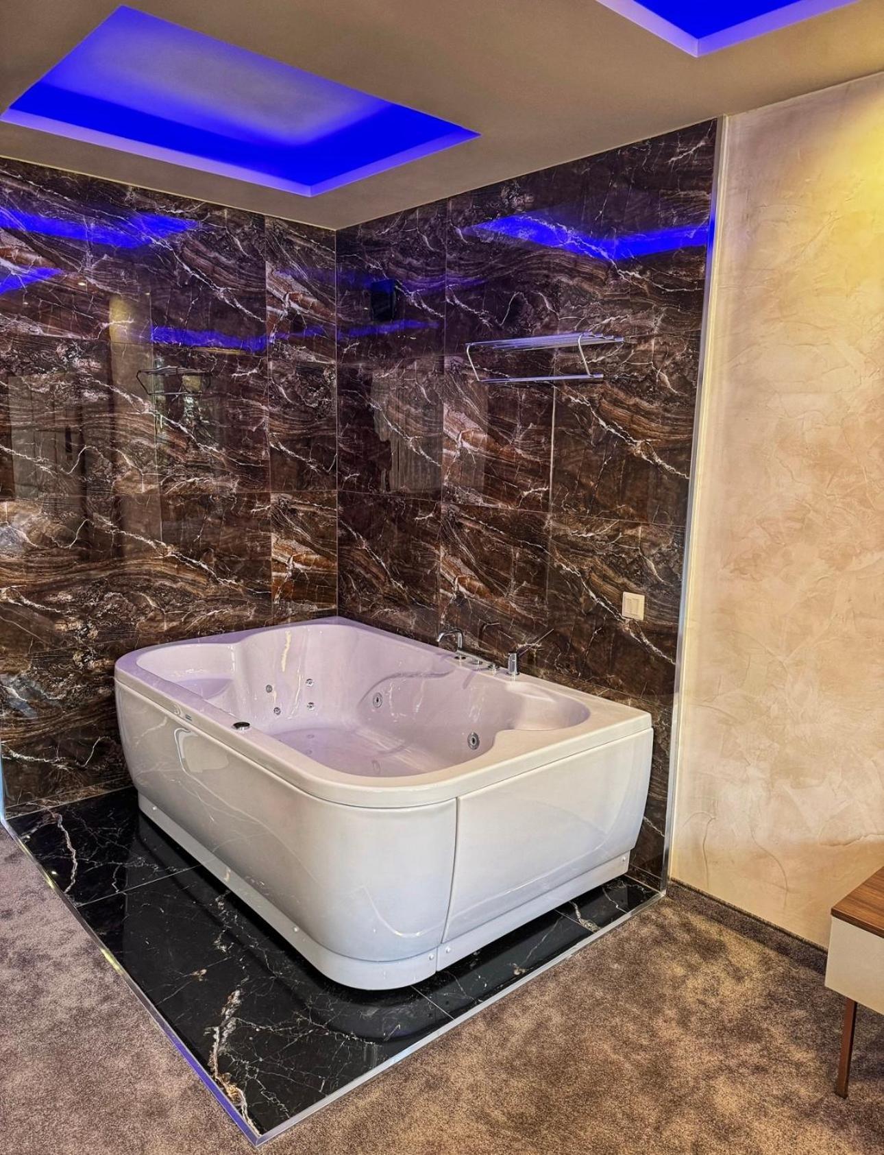 Hotel Diamant Dospat Ngoại thất bức ảnh